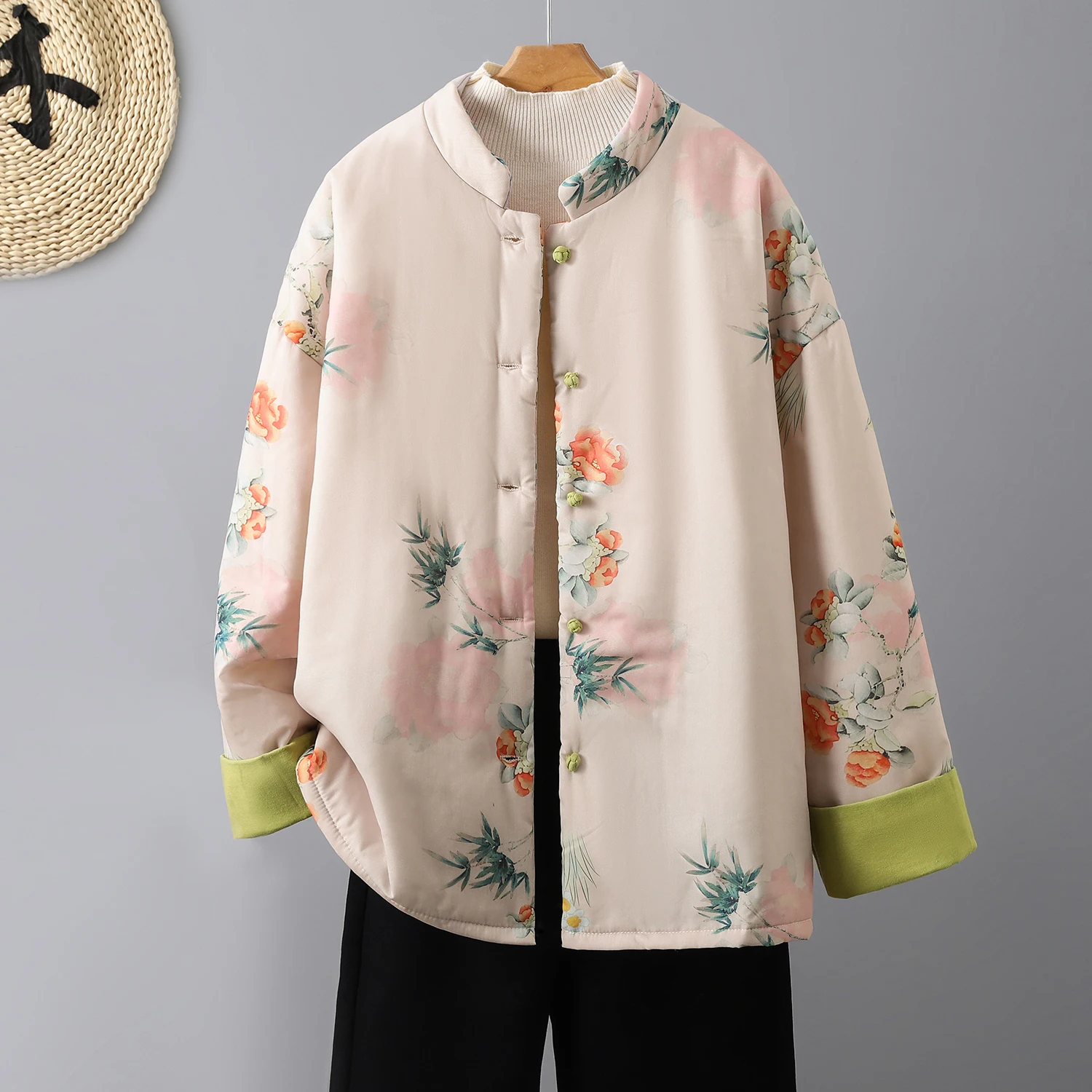 High-End Chinese Style Stand Collar Cotton Linen Print Jacket Warm Cotton Artistic Retro Small Cotton Coat Women's Fashion
High-End Chinese Style Stand Collar Cotton Linen Print Jacket Warm Cotton Artistic Retro Small Cotton Coat Women's Fashion
