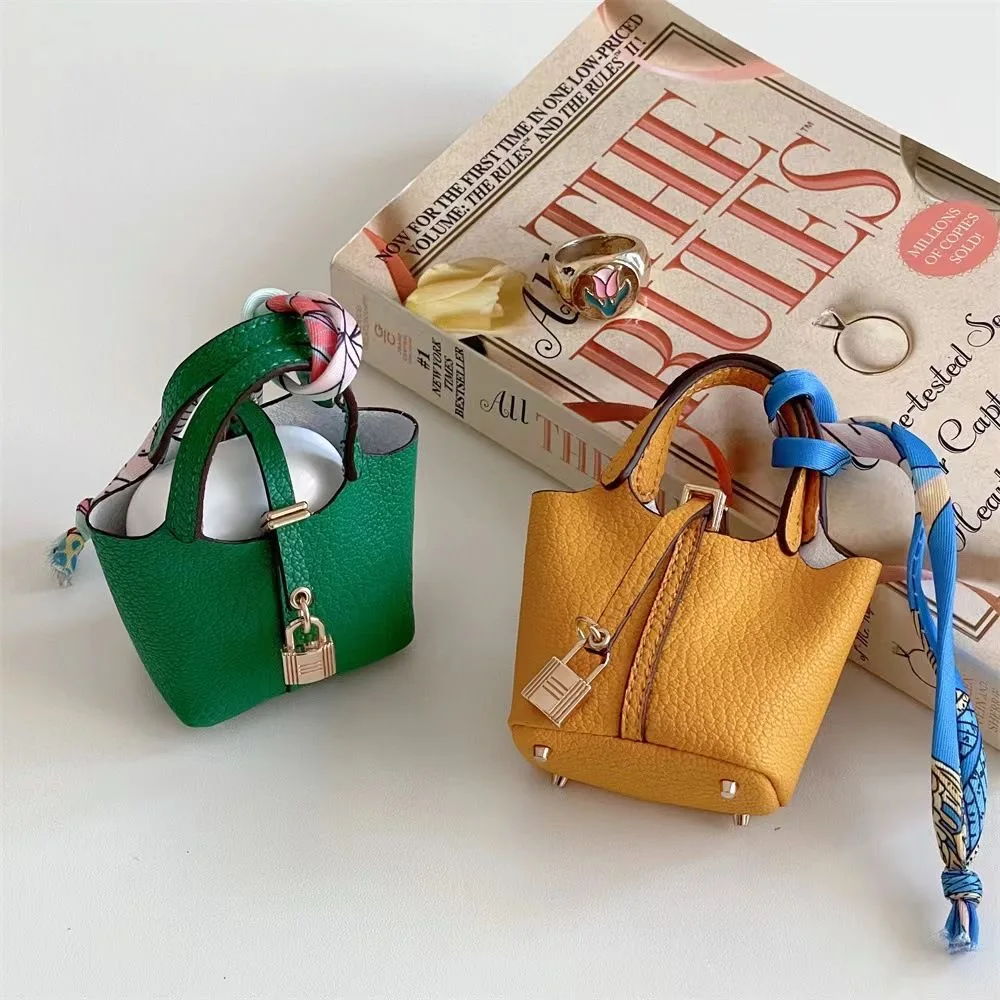 New Designer Mini Wallet Headphones Box Earphone Bag Perfume Car Key Bag Fashion Bag Accessory Pendant Small Coin Purse 2025
New Designer Mini Wallet Headphones Box Earphone Bag Perfume Car Key Bag Fashion Bag Accessory Pendant Small Coin Purse 2025
