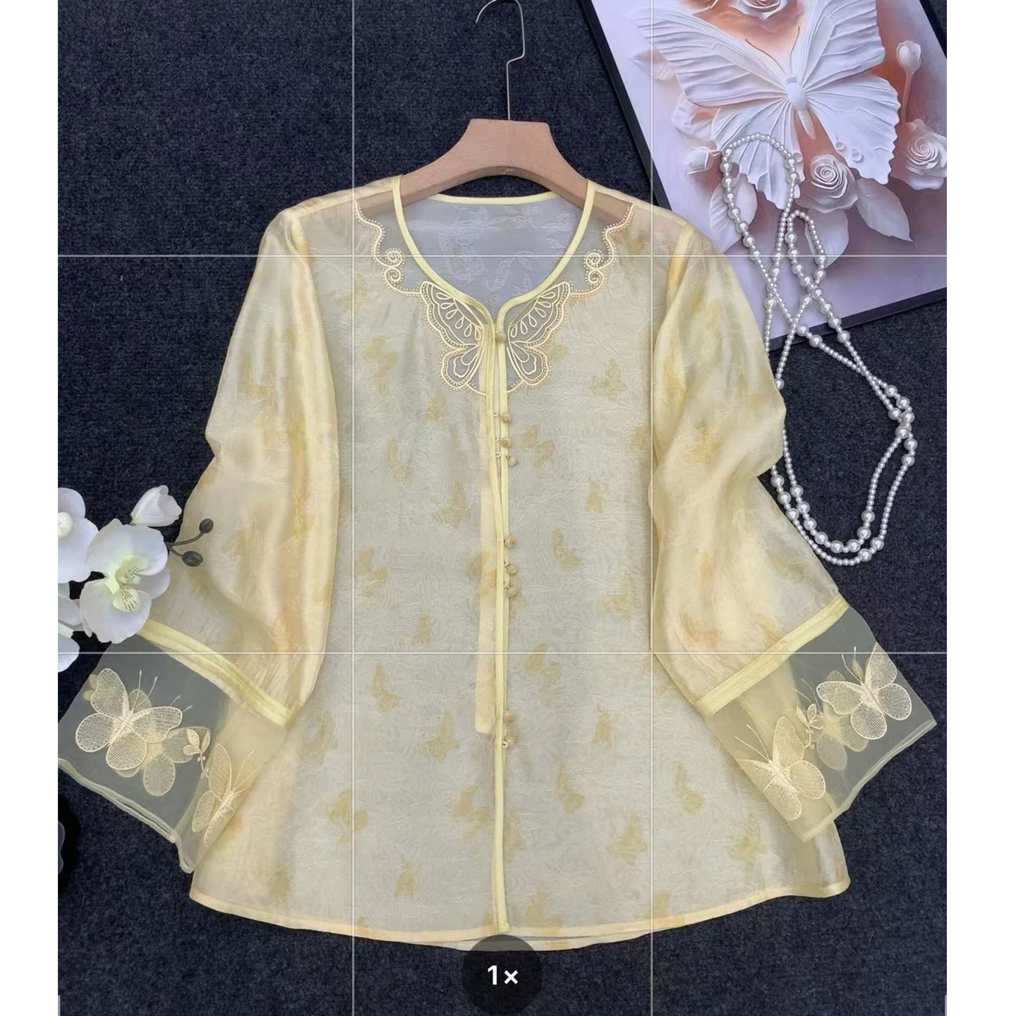 Elegant round Neck Embroidery Shirt New Chinese Style Women's Premium Spring Summer Fashion High Quality Top
Elegant round Neck Embroidery Shirt New Chinese Style Women's Premium Spring Summer Fashion High Quality Top