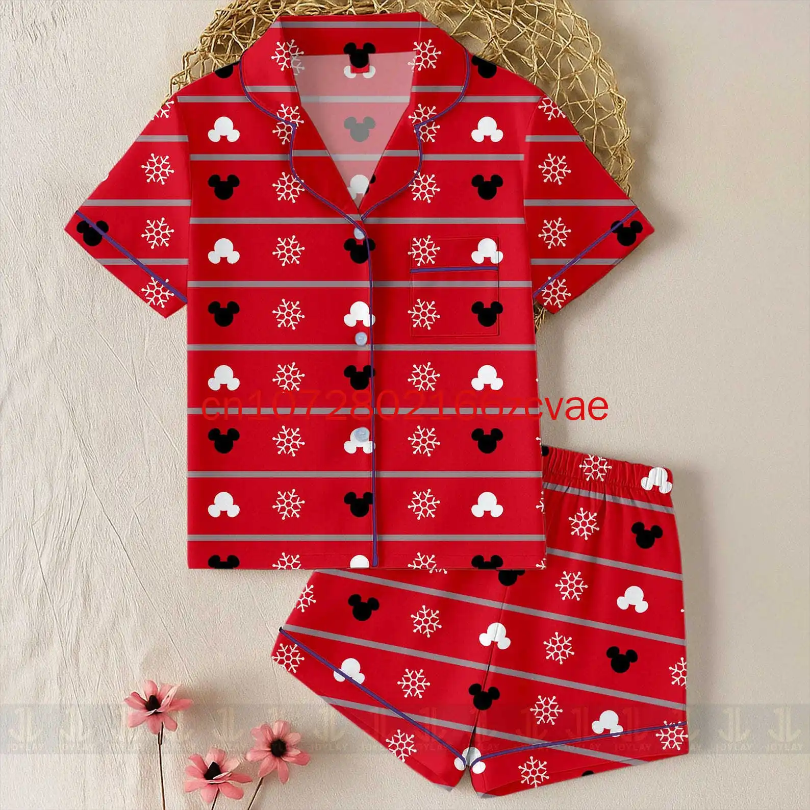 2025 Новый рождественский пижамный комплект Disney с 3D принтом Микки Маус, унисекс, шорты с короткими рукавами, пижамный комплект для мужчин и женщин, детский
2025 Новый рождественский пижамный комплект Disney с 3D принтом Микки Маус, унисекс, шорты с короткими рукавами, пижамный комплект для мужчин и женщин, детский