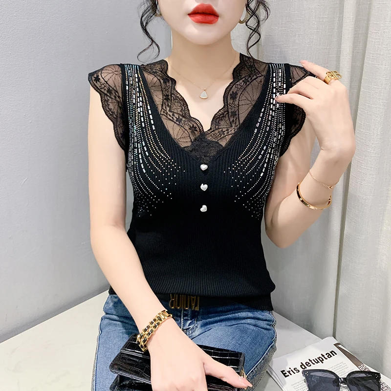 Black Summer Korean Style Knitted T-Shirt Chic Sexy Patchwork Lace Shiny Diamonds Women Tops Sleeveless Slim Tees 2024 New 4491
Black Summer Korean Style Knitted T-Shirt Chic Sexy Patchwork Lace Shiny Diamonds Women Tops Sleeveless Slim Tees 2024 New 4491