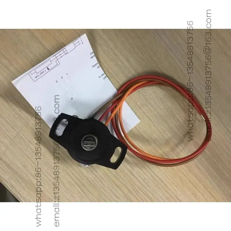 Angle Sensor SP2801/SP2821 SP2831/SP2841 308 000 001 Spot
Angle Sensor SP2801/SP2821 SP2831/SP2841 308 000 001 Spot