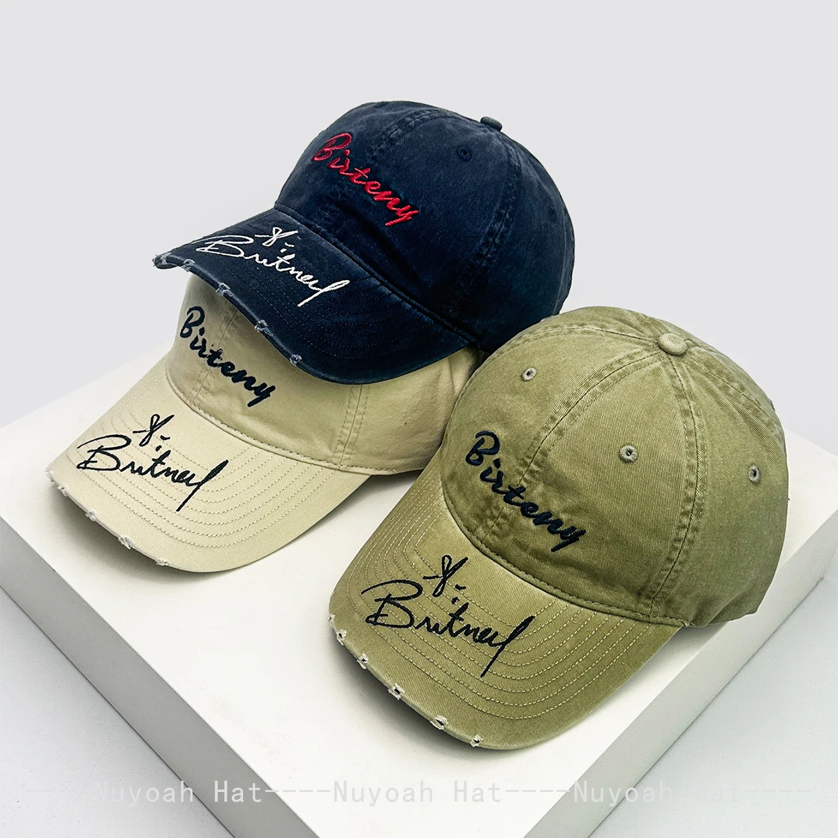 New Men Women Street Broken Embroidered Letters Baseball Hats Sunshade Distress Versatile Personal Peaked Caps Fashion Korean
New Men Women Street Broken Embroidered Letters Baseball Hats Sunshade Distress Versatile Personal Peaked Caps Fashion Korean