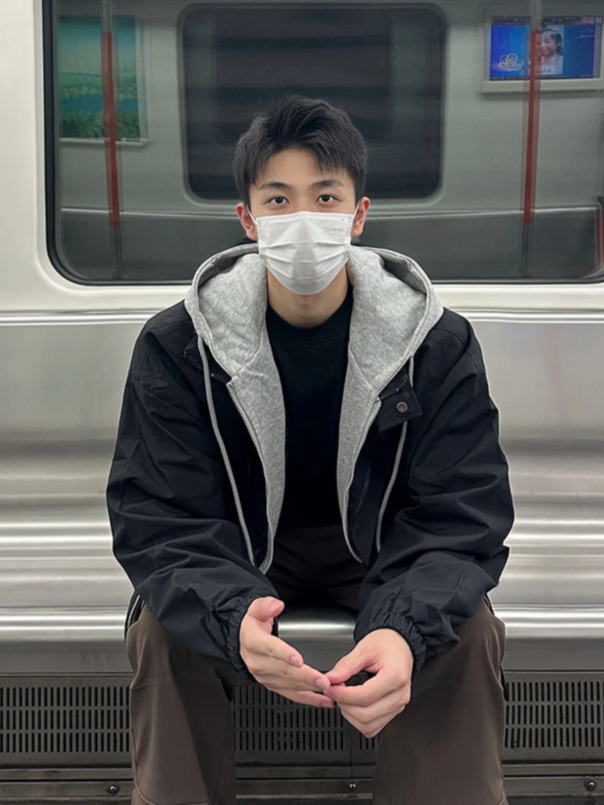 Мужская осенне-зимняя уличная куртка для альпинизма Bla, водонепроницаемая, с капюшоном, имитация двухслойной парки, молодежная, модная, стандартный крой, длинная модель
Мужская осенне-зимняя уличная куртка для альпинизма Bla, водонепроницаемая, с капюшоном, имитация двухслойной парки, молодежная, модная, стандартный крой, длинная модель