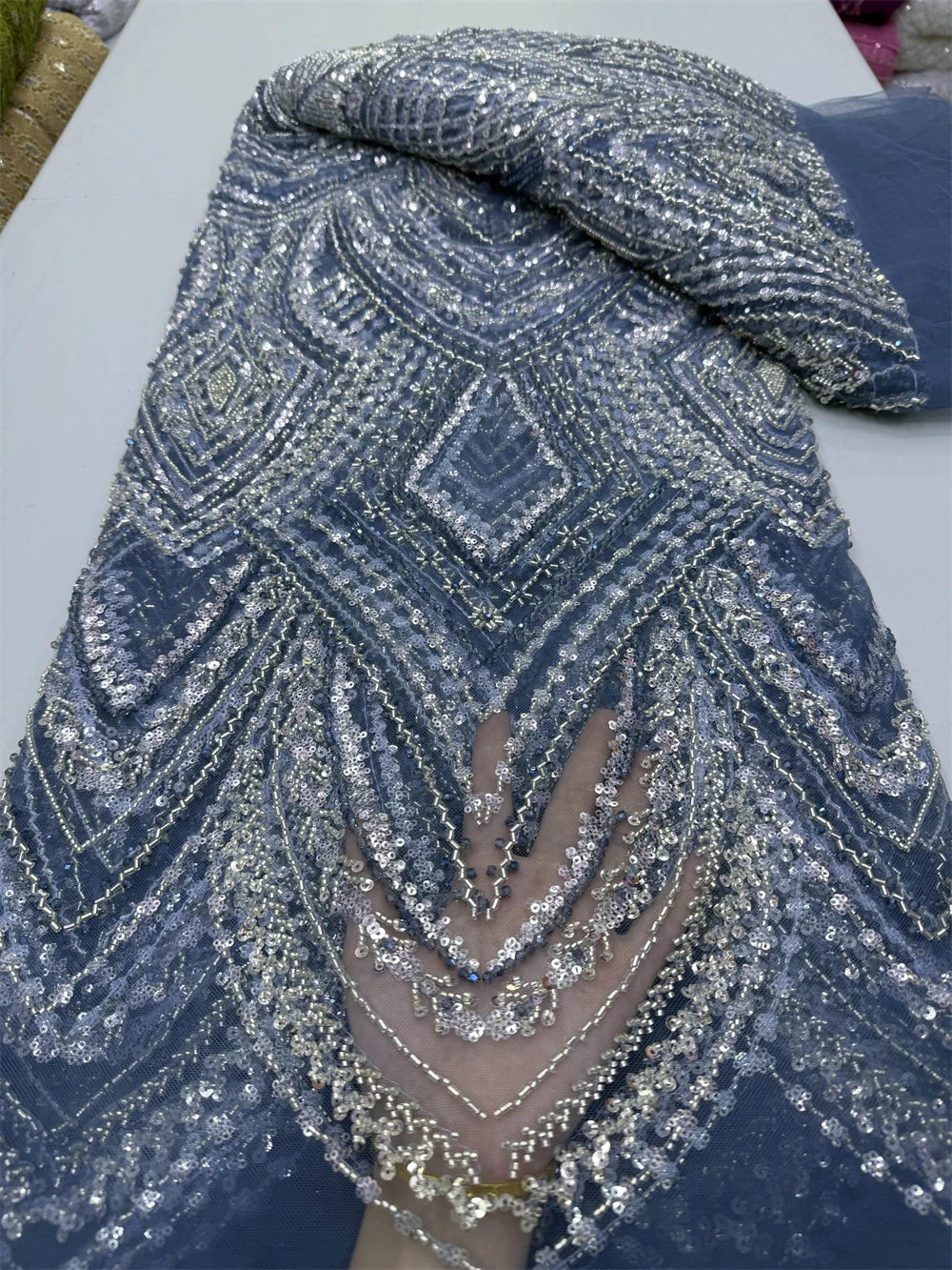 African Nigerian Tulle Lace Fabric, Sequins Sewing, Guipure Beads, Stone Embroidery Dresses, High Quality, 2024 5Yards, jy390
African Nigerian Tulle Lace Fabric, Sequins Sewing, Guipure Beads, Stone Embroidery Dresses, High Quality, 2024 5Yards, jy390