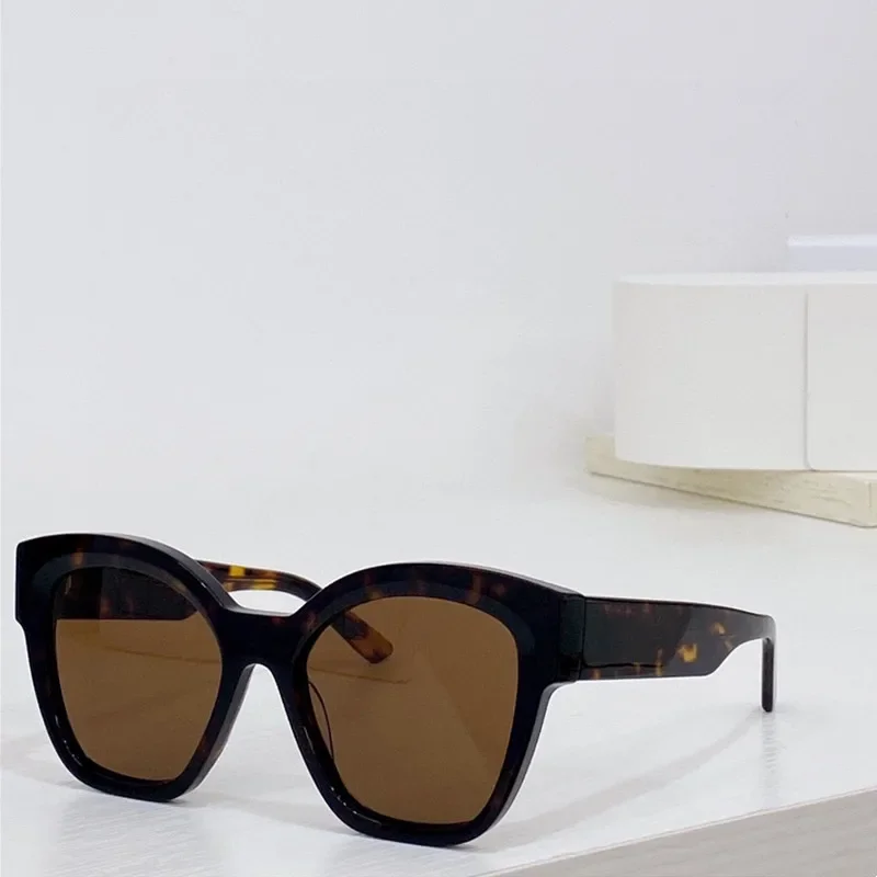 Hot Fashion Acetate Classic Shield Vintage Sunglasses For Women Steampunk Brand Designer Aesthetic Weird Ladies For Sun Glasses
Hot Fashion Acetate Classic Shield Vintage Sunglasses For Women Steampunk Brand Designer Aesthetic Weird Ladies For Sun Glasses