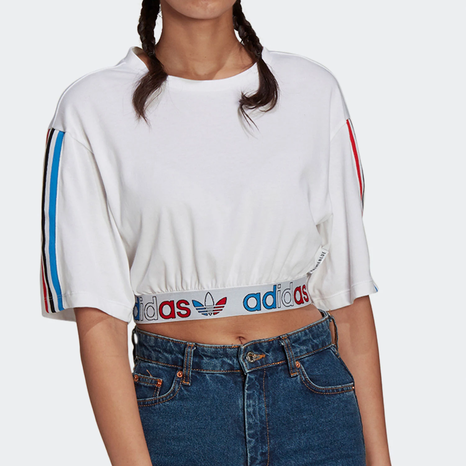 Женская повседневная спортивная футболка с коротким рукавом Adidas Originals New Season GN6979
Женская повседневная спортивная футболка с коротким рукавом Adidas Originals New Season GN6979