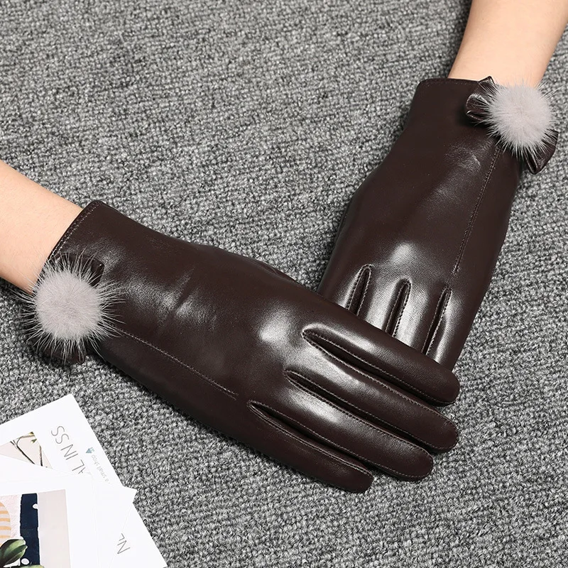 Genuine Leather Gloves Women Fleece Warm Driving Cycling Hairball guantes invierno Touch Screen Top Layer Sheepskin Plush Gloves
Genuine Leather Gloves Women Fleece Warm Driving Cycling Hairball guantes invierno Touch Screen Top Layer Sheepskin Plush Gloves