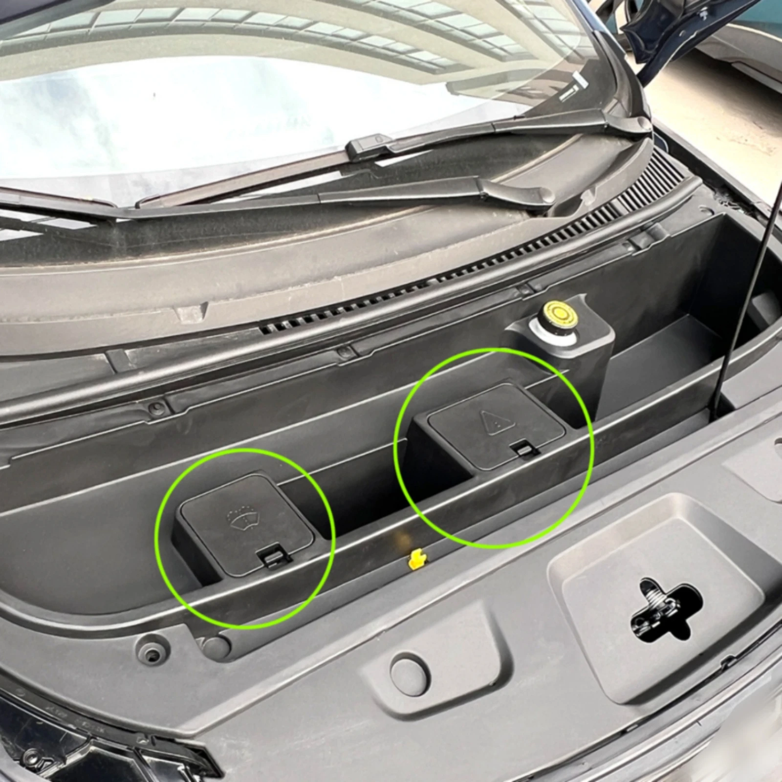 Engine Bay Cover Shielding Front Trunk Box Car Accessory Custom-Sized
Engine Bay Cover Shielding Front Trunk Box Car Accessory Custom-Sized