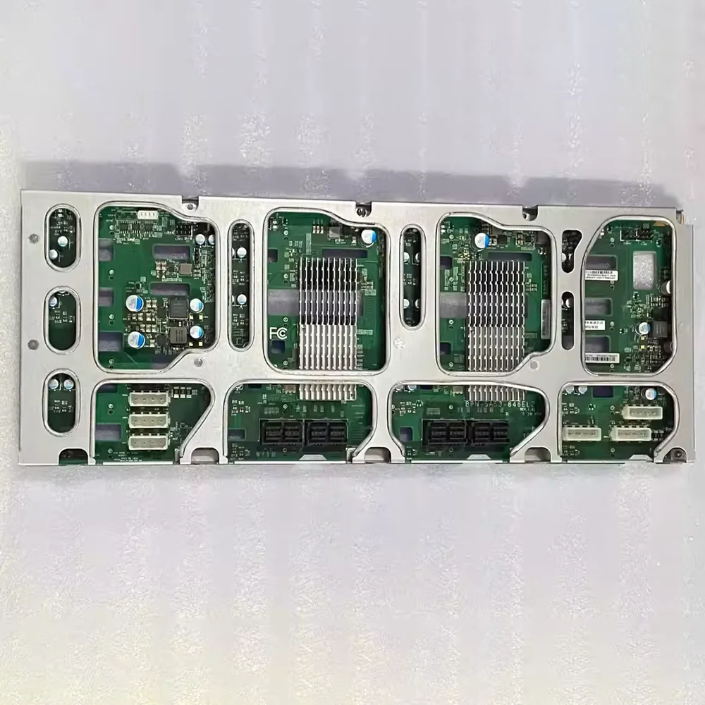 The Hard drive backplane BPN-SAS3-846EL2
The Hard drive backplane BPN-SAS3-846EL2