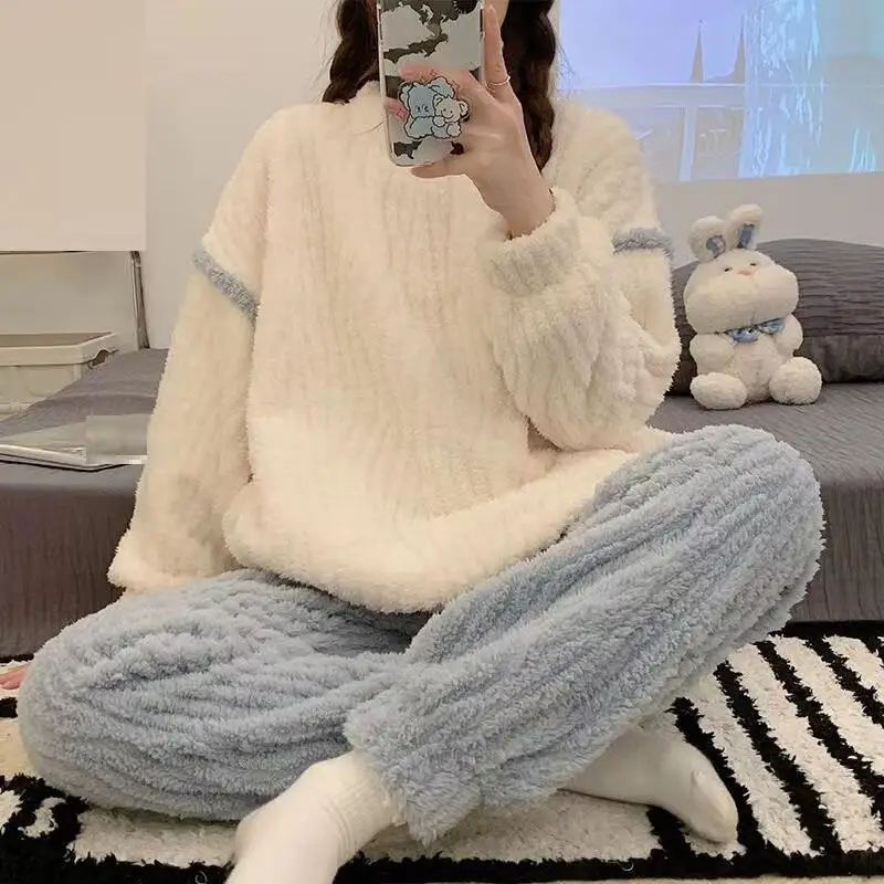 Женская одежда, пижамы, зимние утепленные, сохраняющие тепло, четыре сезона, модные, для отдыха дома, изысканный модный милый костюм на открытом воздухе
Женская одежда, пижамы, зимние утепленные, сохраняющие тепло, четыре сезона, модные, для отдыха дома, изысканный модный милый костюм на открытом воздухе