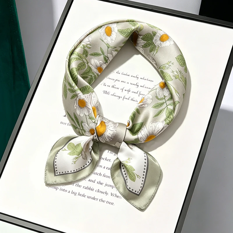 Elegant Daisy Floral Silk Square Scarf 68cm Women Soft Satin Neck Scarf Fashion Hair Band Bag Scarf Office Lady Headscarf
Elegant Daisy Floral Silk Square Scarf 68cm Women Soft Satin Neck Scarf Fashion Hair Band Bag Scarf Office Lady Headscarf