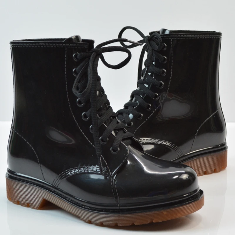 Rain Boots NonSlip PVC Transparent Lace Up Martin Boots Waterproof Autumn Winter Ankle Boots Martin Flat with Woman Water Shoes
Rain Boots NonSlip PVC Transparent Lace Up Martin Boots Waterproof Autumn Winter Ankle Boots Martin Flat with Woman Water Shoes