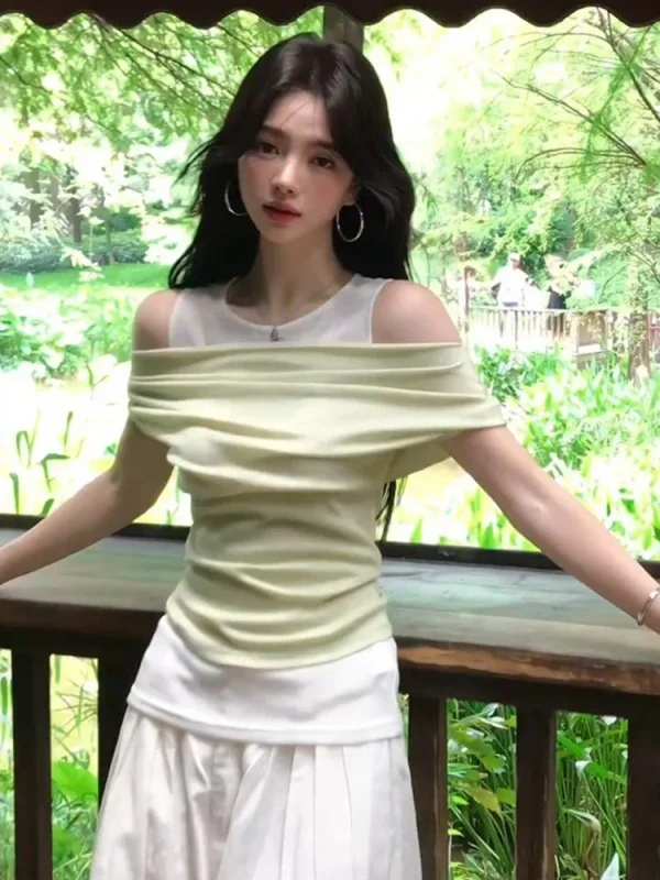 Korean Design One Shoulder Splice Fake Two-Piece Short Sleeve Women's Summer New Pure Desire Slim Fit Shoulder Bared Top
Korean Design One Shoulder Splice Fake Two-Piece Short Sleeve Women's Summer New Pure Desire Slim Fit Shoulder Bared Top
