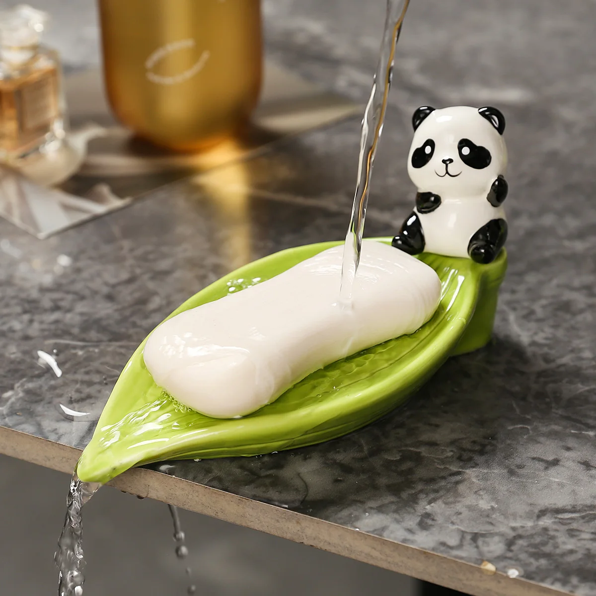WHYOU Ceramic Panda Soap Dish Holder Drain Portable Home Bathroom Hotel Soap Box Tray Bathroom Accessories Crafts Gift
WHYOU Ceramic Panda Soap Dish Holder Drain Portable Home Bathroom Hotel Soap Box Tray Bathroom Accessories Crafts Gift