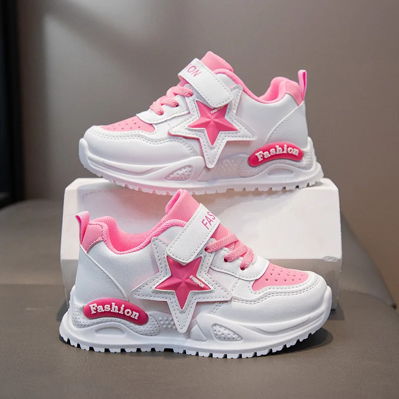 Spring Autumn Children Breathable Thick-Soled Running Shoe Kids PU Leather Sports Shoes Girls Star Decor Soft-Soled Student Shoe
Spring Autumn Children Breathable Thick-Soled Running Shoe Kids PU Leather Sports Shoes Girls Star Decor Soft-Soled Student Shoe
