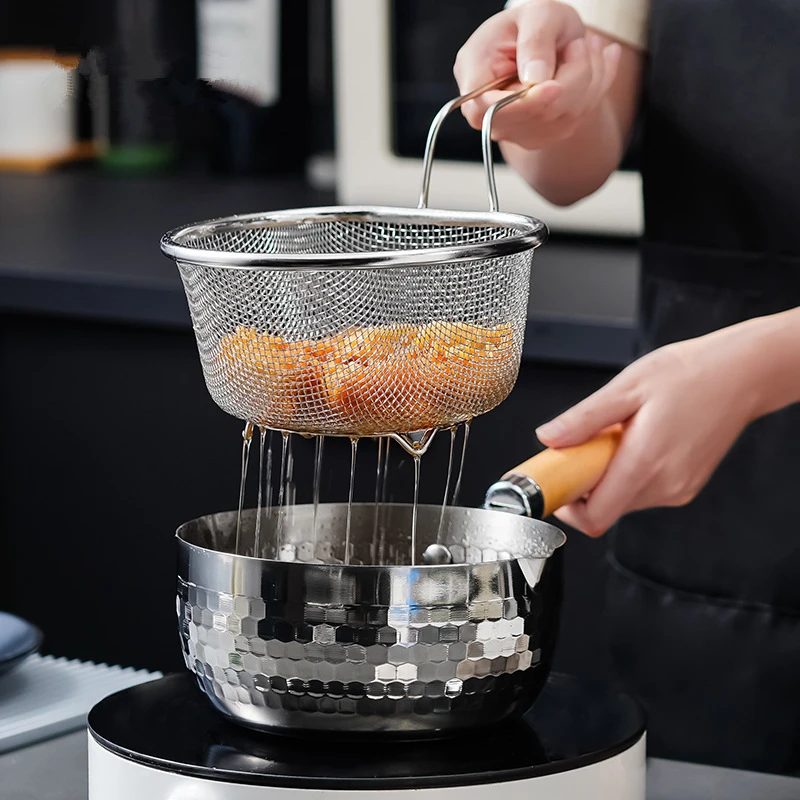 Deep Large Stainless Steel Food Filter Colander D Shape Flour Sieve Long Handle Cooking Pasta Strainer for Vegetables Kitchen
Deep Large Stainless Steel Food Filter Colander D Shape Flour Sieve Long Handle Cooking Pasta Strainer for Vegetables Kitchen