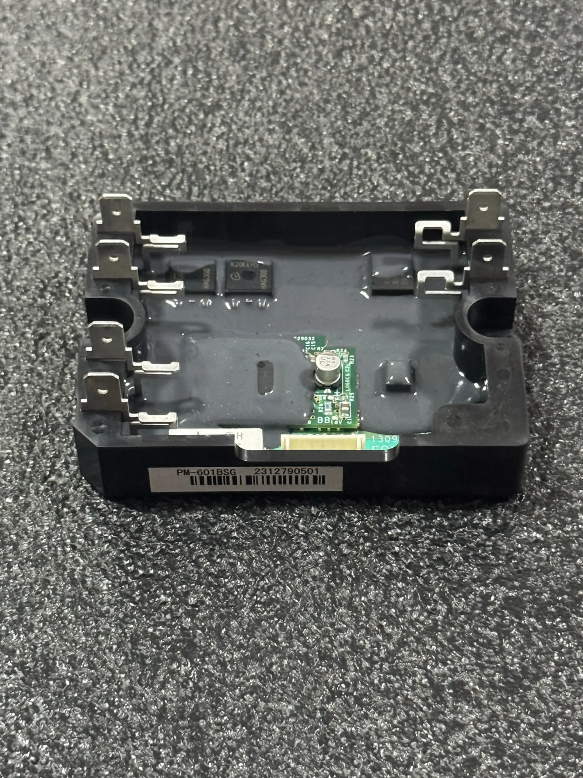 PM-601BSG Brand New 2024+ Original Daikin Air Conditioner Control Module
PM-601BSG Brand New 2024+ Original Daikin Air Conditioner Control Module