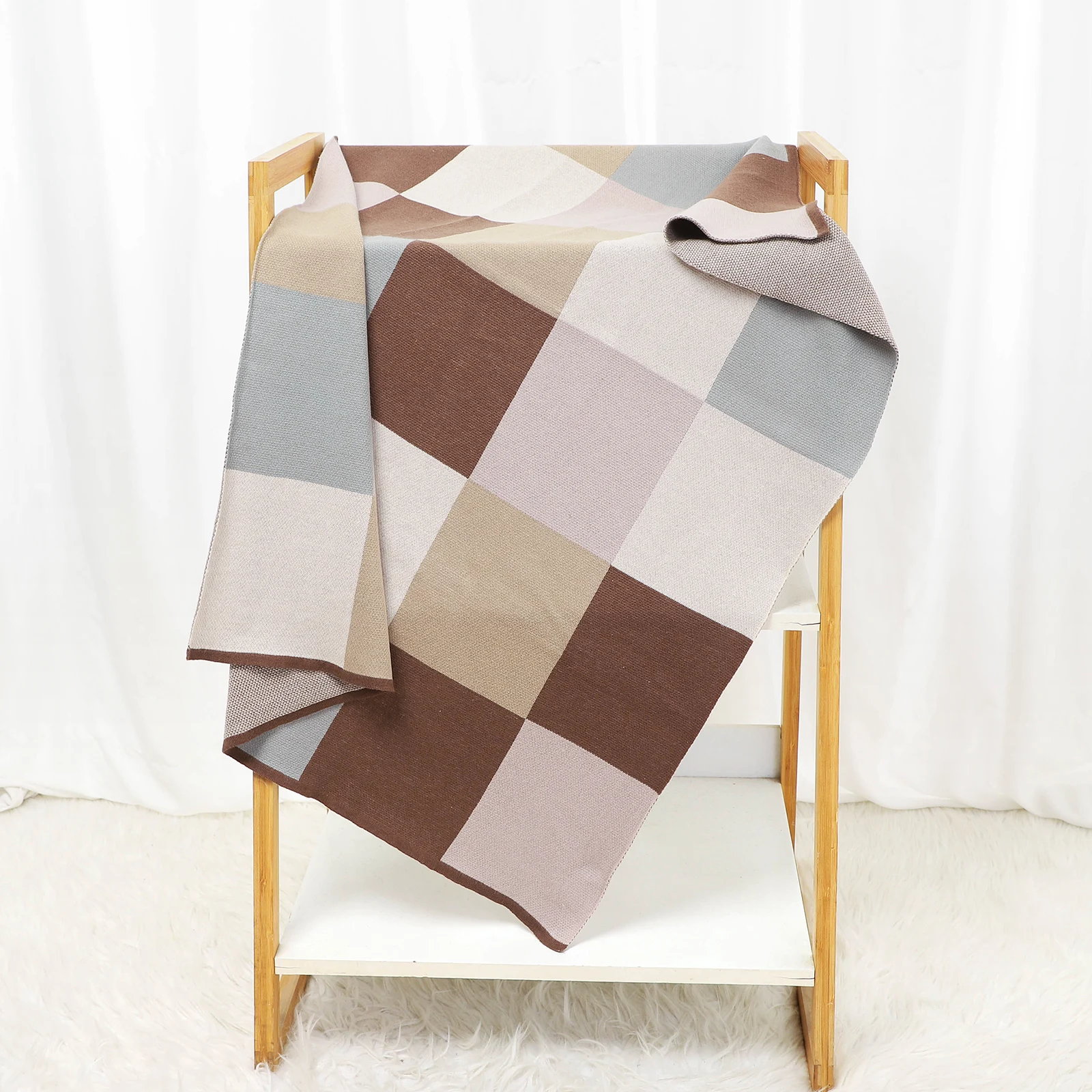 Детские одеяла, хлопковая вязаная коляска для новорожденных, пеленание, супер мягкие чехлы 90*70 см, постельное белье для маленьких мальчиков и девочек, модное клетчатое одеяло
Детские одеяла, хлопковая вязаная коляска для новорожденных, пеленание, супер мягкие чехлы 90*70 см, постельное белье для маленьких мальчиков и девочек, модное клетчатое одеяло