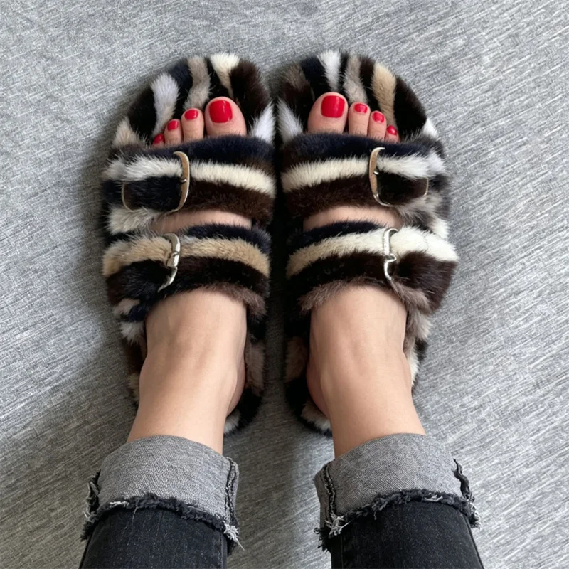 Women's Slippers Luxury Mink Fur Slippers Outdoor Fluffy Slipper Mules Shoes for Woman Sandals Summer Womens Shoes Fur Slides
Women's Slippers Luxury Mink Fur Slippers Outdoor Fluffy Slipper Mules Shoes for Woman Sandals Summer Womens Shoes Fur Slides