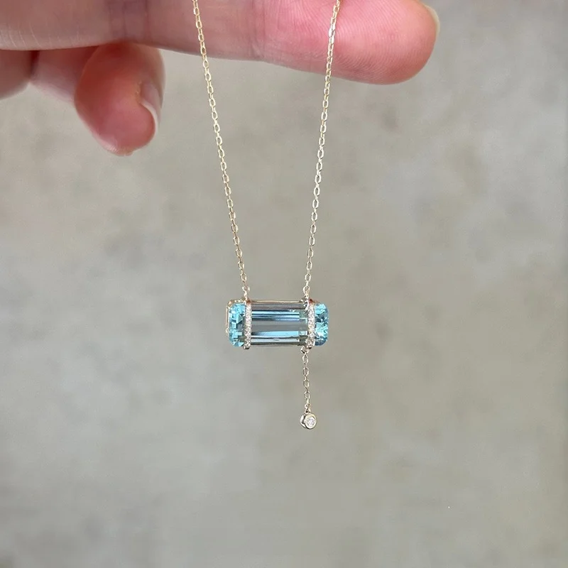 New Blue Crystal Small Candy Nelace Versatile Sea Turquoise Pendant Luxury Clavicle Chain Ins Pendant Faion Jewelry for W...
New Blue Crystal Small Candy Nelace Versatile Sea Turquoise Pendant Luxury Clavicle Chain Ins Pendant Faion Jewelry for W...