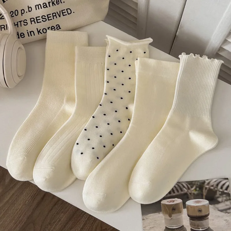 Women's Polka Dot Socks With Ruffled Trim,Trendy Mid-calf Socks,Solid Color,Japanese Ballet Style Mid-calf Socks.
Women's Polka Dot Socks With Ruffled Trim,Trendy Mid-calf Socks,Solid Color,Japanese Ballet Style Mid-calf Socks.