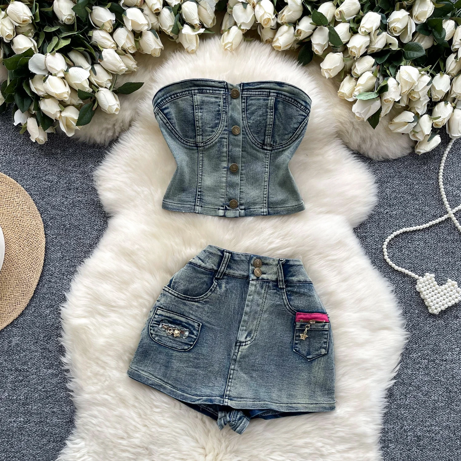 Summer Denim Women Sets Single Breasted Strapless Tops with High Waist Mini Shorts Suits Spicy Girl Music Party Outfits
Summer Denim Women Sets Single Breasted Strapless Tops with High Waist Mini Shorts Suits Spicy Girl Music Party Outfits