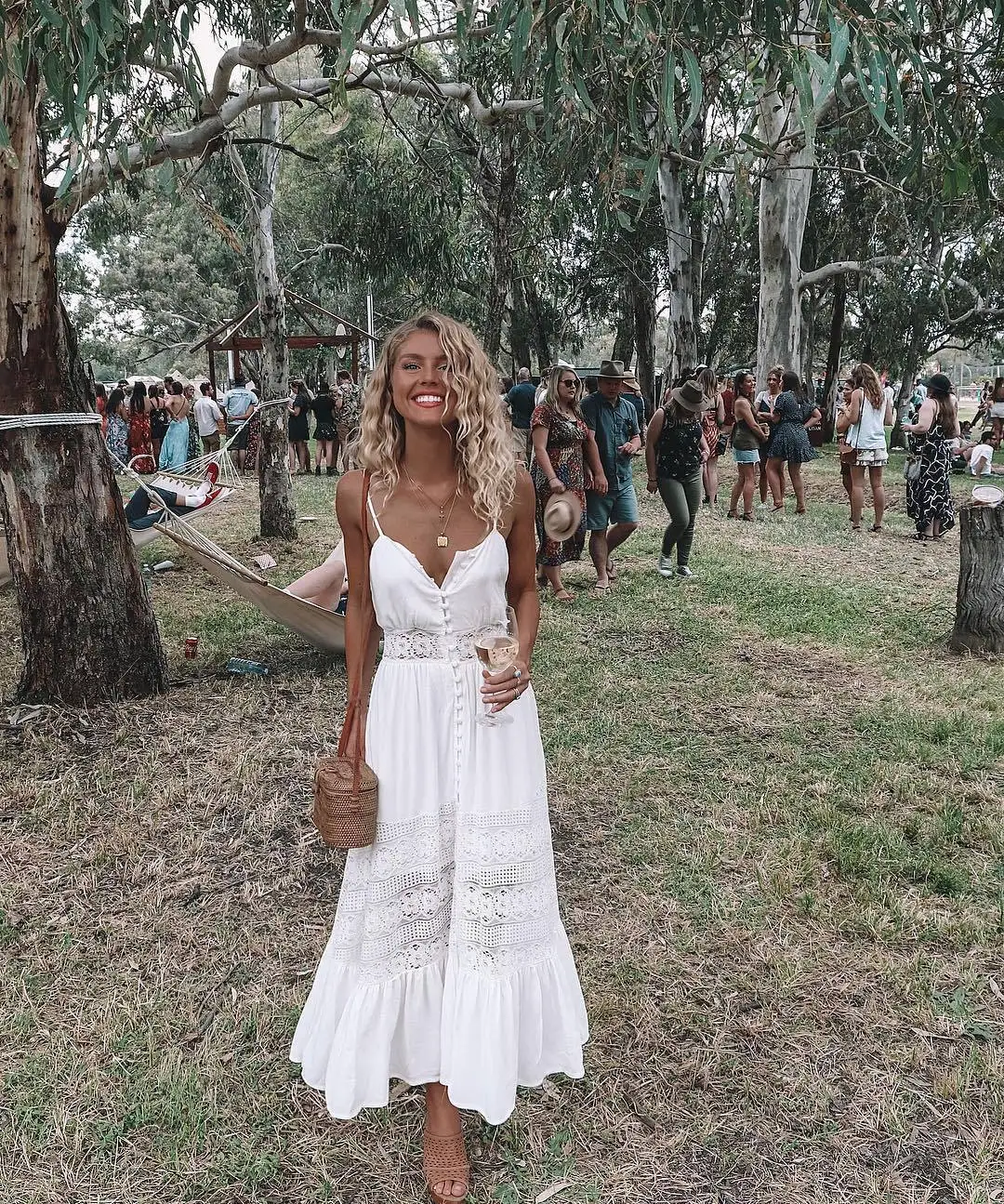 Fashion Boho Long Fashion Dress Women Summer Ladies Sleeveless White Beach Dress Evening Party Casual Crochet Dresses Beach
Fashion Boho Long Fashion Dress Women Summer Ladies Sleeveless White Beach Dress Evening Party Casual Crochet Dresses Beach