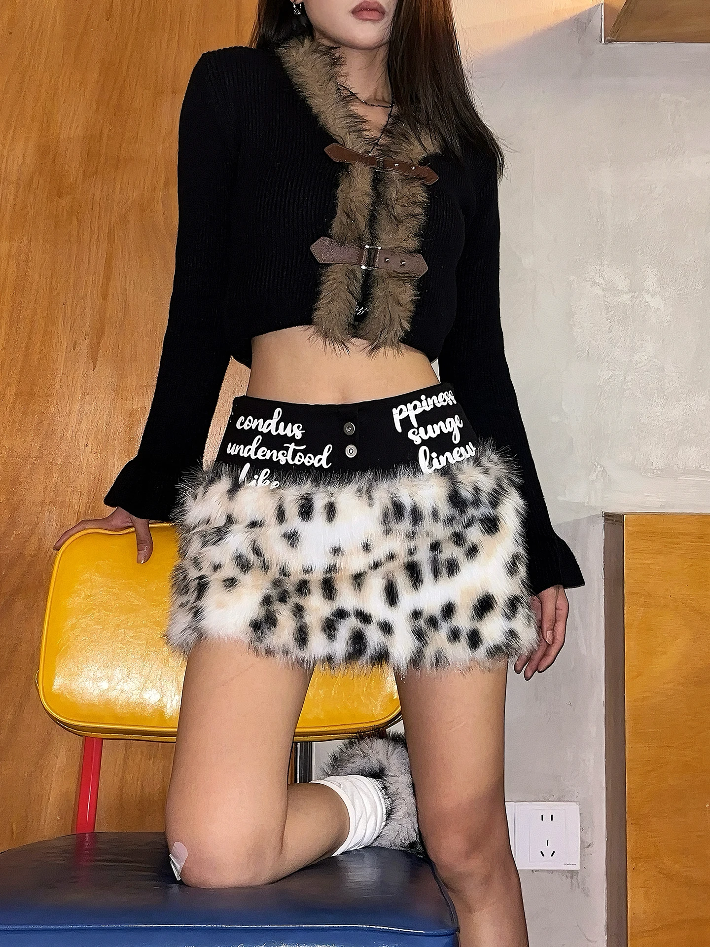 Street Sle Leopard Print Patchwork Skirt Women's Design Unique Furry Wrap around Slim a Line ort Skirt for Autumn Wi...
Street Sle Leopard Print Patchwork Skirt Women's Design Unique Furry Wrap around Slim a Line ort Skirt for Autumn Wi...