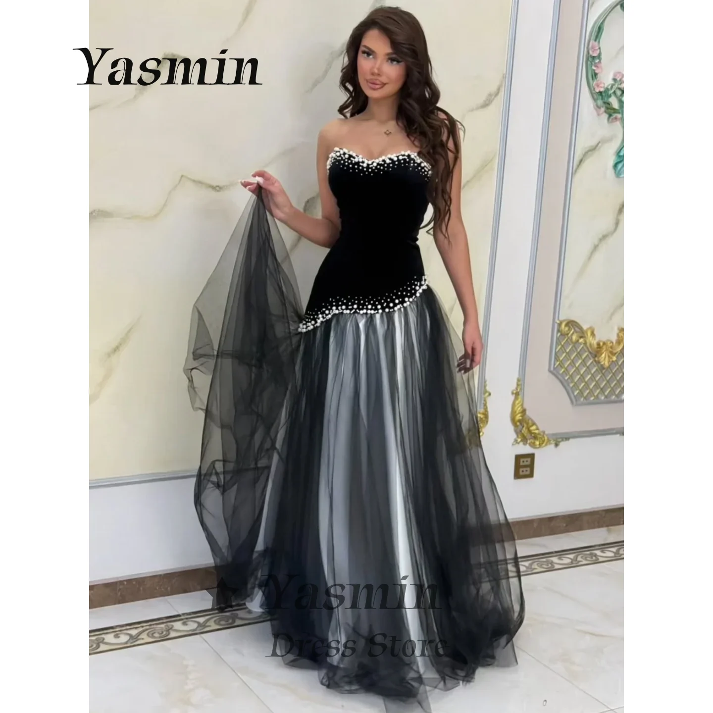 Dubai Luxury Black Velvet Evening Dresses Saudi Women Prom Dress Strapless Pearl Beaded Tulle Wedding Party Dresses Customized
Dubai Luxury Black Velvet Evening Dresses Saudi Women Prom Dress Strapless Pearl Beaded Tulle Wedding Party Dresses Customized