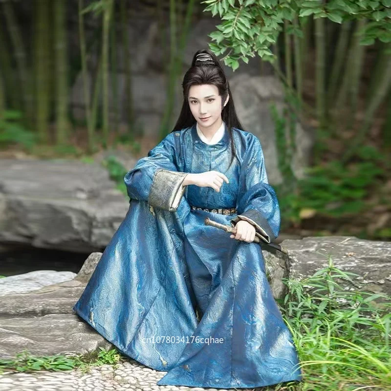 Historical Tang Dynasty Hanfu Dress Men's Autumn Winter Traditional Round Neck Robe Ancient Royal Cool Knight Costume
Historical Tang Dynasty Hanfu Dress Men's Autumn Winter Traditional Round Neck Robe Ancient Royal Cool Knight Costume