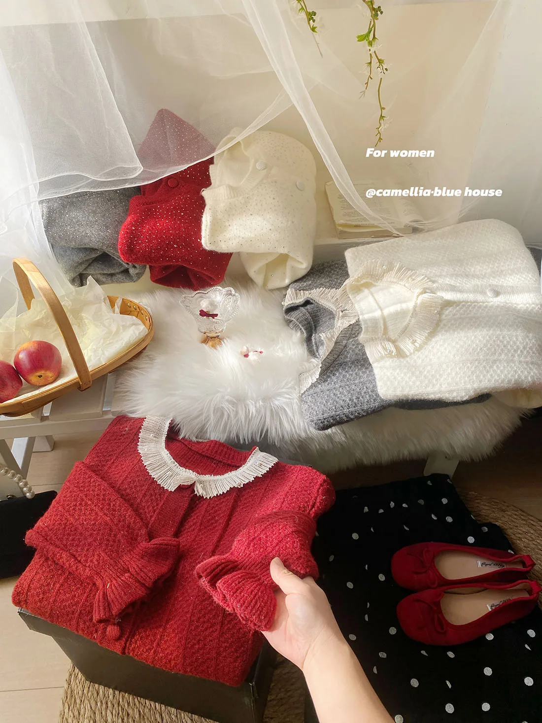 Red Knitted Sweater Women's Spring Doll Collar Embroidered Cardigan Lucky Year Style Long Sleeve Soft Cotton Top
Red Knitted Sweater Women's Spring Doll Collar Embroidered Cardigan Lucky Year Style Long Sleeve Soft Cotton Top