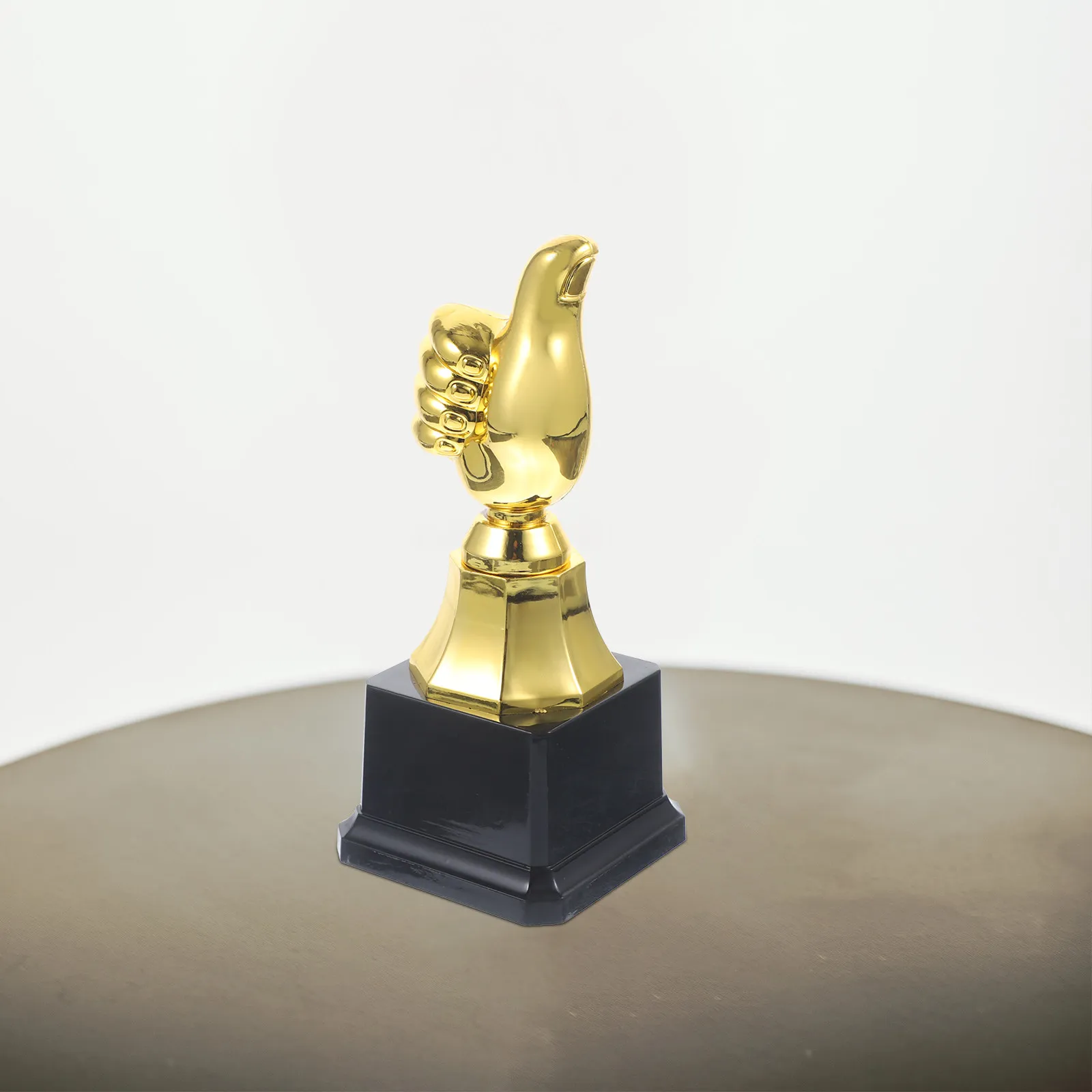 1Pcs Plastic Thumb Trophy Black Base Kids Reward Prize for School Events Birthday Parties Office Games Competition Winners
1Pcs Plastic Thumb Trophy Black Base Kids Reward Prize for School Events Birthday Parties Office Games Competition Winners