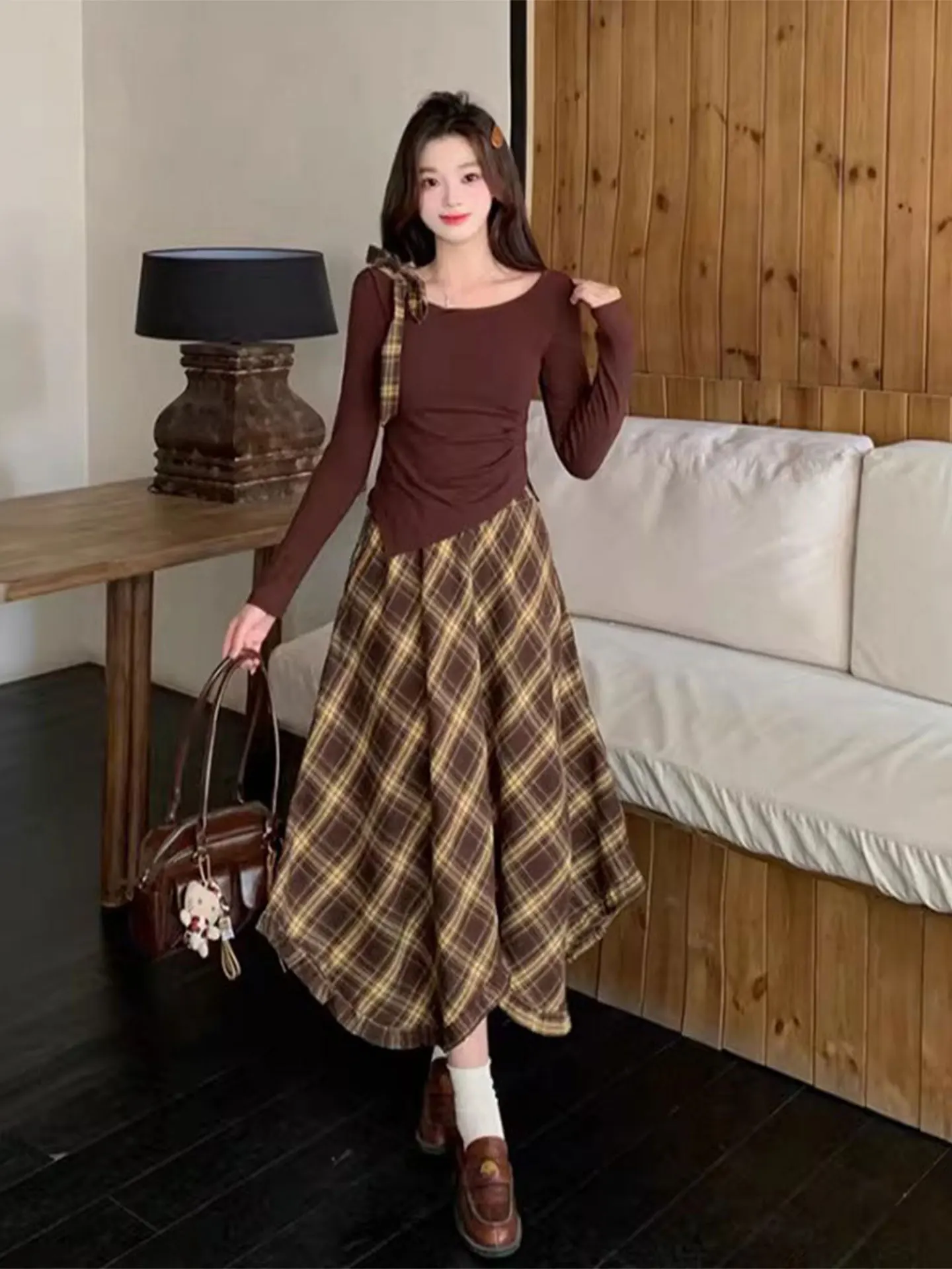 Spring 2026 plus Size Women's Faion Set with Long Sve Plaid Skirt Two-Piece Ensemble Casual Sle High Waist Skirt
Spring 2026 plus Size Women's Faion Set with Long Sve Plaid Skirt Two-Piece Ensemble Casual Sle High Waist Skirt