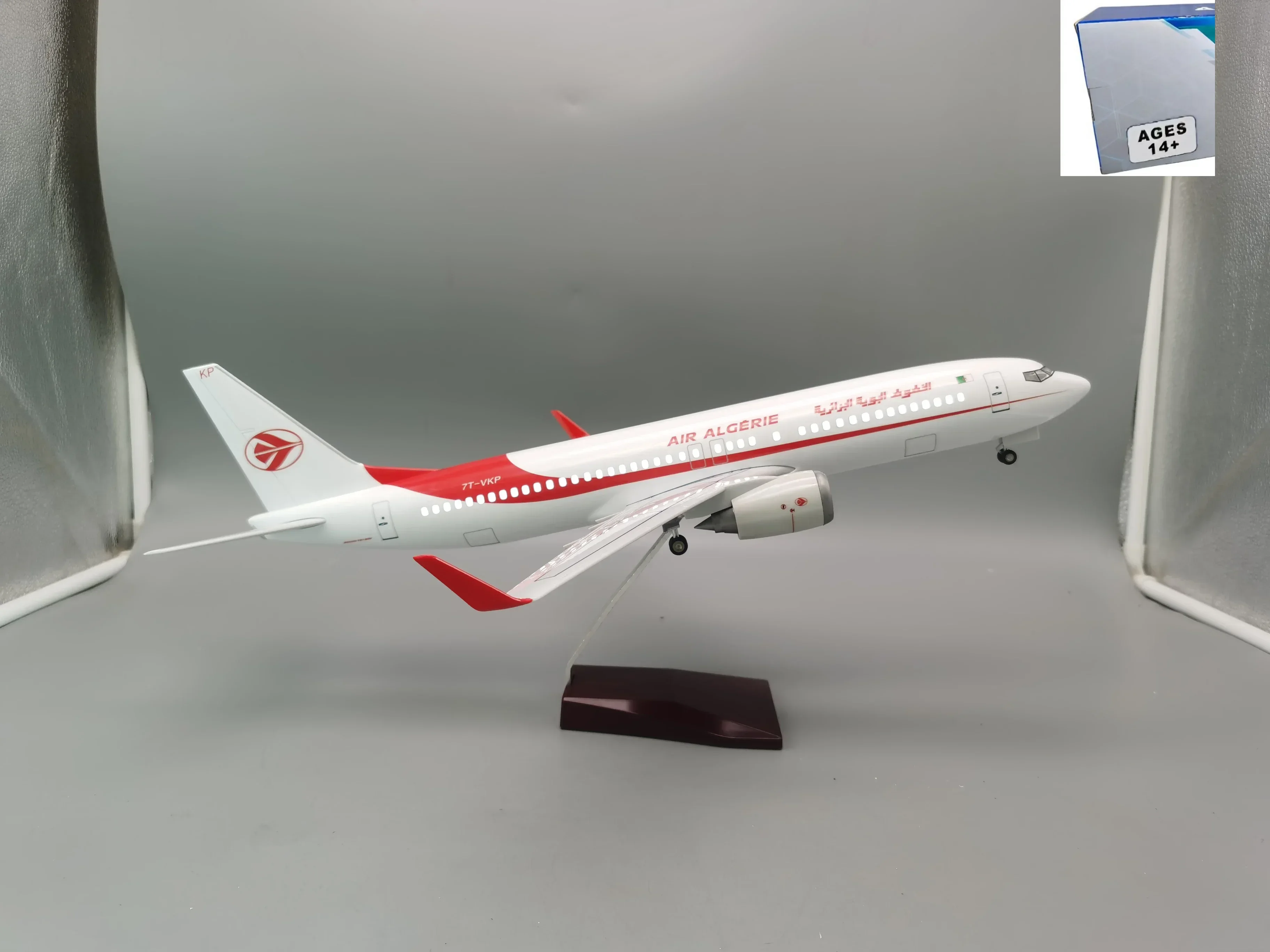 47CM1/85 Scale Boeing B737-800 Model Air Algerie Base Alloy Metal Airplane Airliner Display Stand Adult Boys Children Collection
47CM1/85 Scale Boeing B737-800 Model Air Algerie Base Alloy Metal Airplane Airliner Display Stand Adult Boys Children Collection