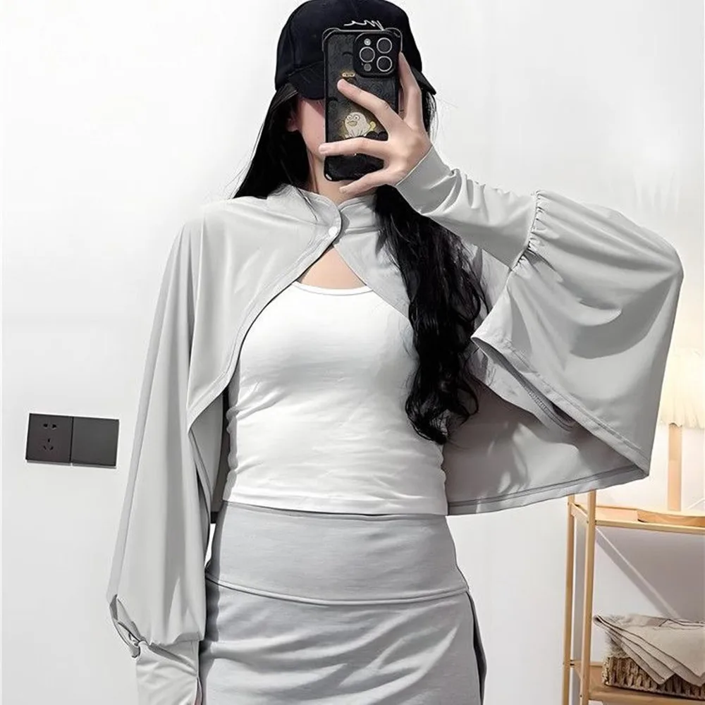 Summer Women Sun Protection Shawl With Thumb Hole Loose Ice Silk Sleeve Cool Breathable UPF50+ Sun Protective Shrug For Travel
Summer Women Sun Protection Shawl With Thumb Hole Loose Ice Silk Sleeve Cool Breathable UPF50+ Sun Protective Shrug For Travel