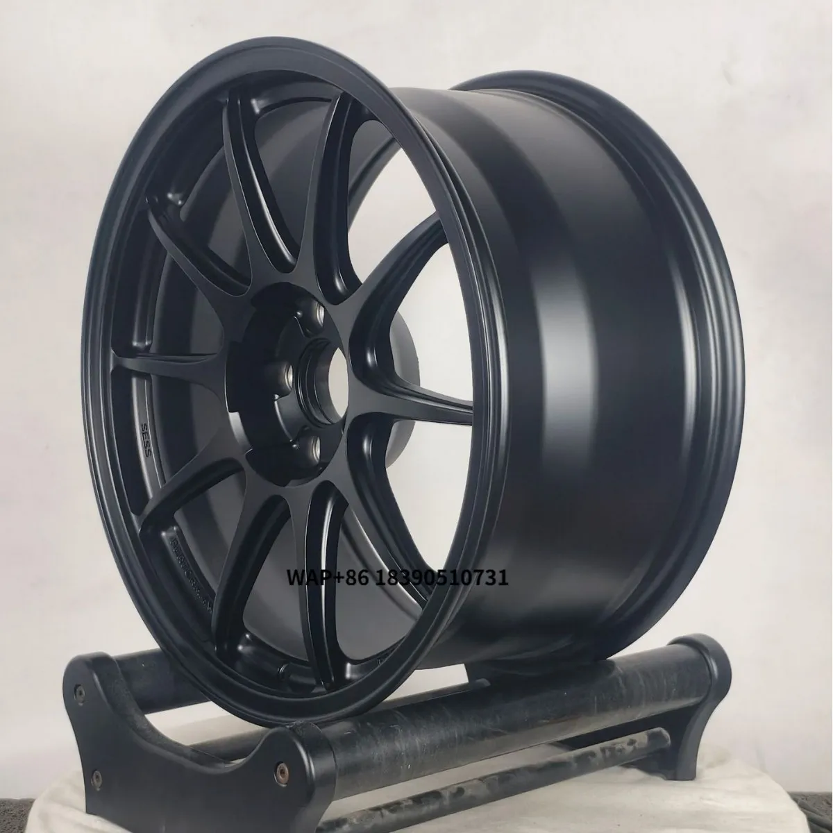 New Forged Aluminum Five Spoke Wheel Hub 5x114.3 for 18-22 Inch Chrome Finish Universal Fitment Cross-Border Export
New Forged Aluminum Five Spoke Wheel Hub 5x114.3 for 18-22 Inch Chrome Finish Universal Fitment Cross-Border Export