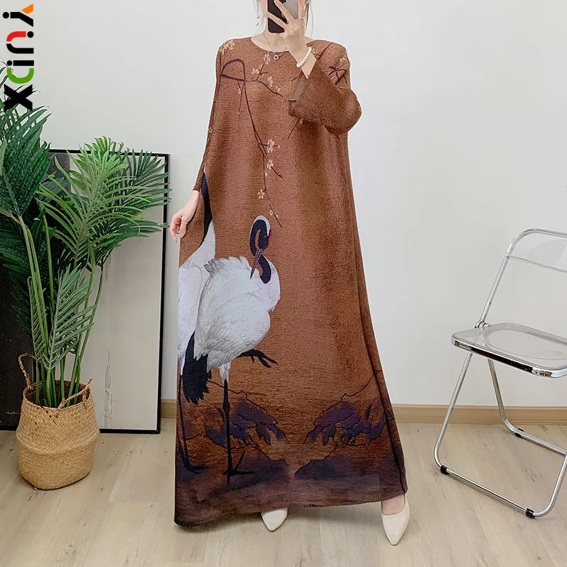 Crane Print Middle Dubai Women's Long Robe Dress Loose Plus Size Long Dress High Quality Gradient Long Dress 2024 Summer New
Crane Print Middle Dubai Women's Long Robe Dress Loose Plus Size Long Dress High Quality Gradient Long Dress 2024 Summer New