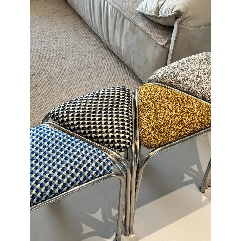 Medieval Style Light Luxury Stackable Household Living Room Dining Room Study Dining Chair Triangular Stool
Medieval Style Light Luxury Stackable Household Living Room Dining Room Study Dining Chair Triangular Stool