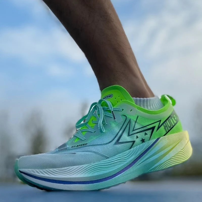 Professional Marathon Racing Shoes Breathable Lightweight Shock Absorbing Running Shoes Unisex Anti-Slip and Wear-Resistant
Professional Marathon Racing Shoes Breathable Lightweight Shock Absorbing Running Shoes Unisex Anti-Slip and Wear-Resistant