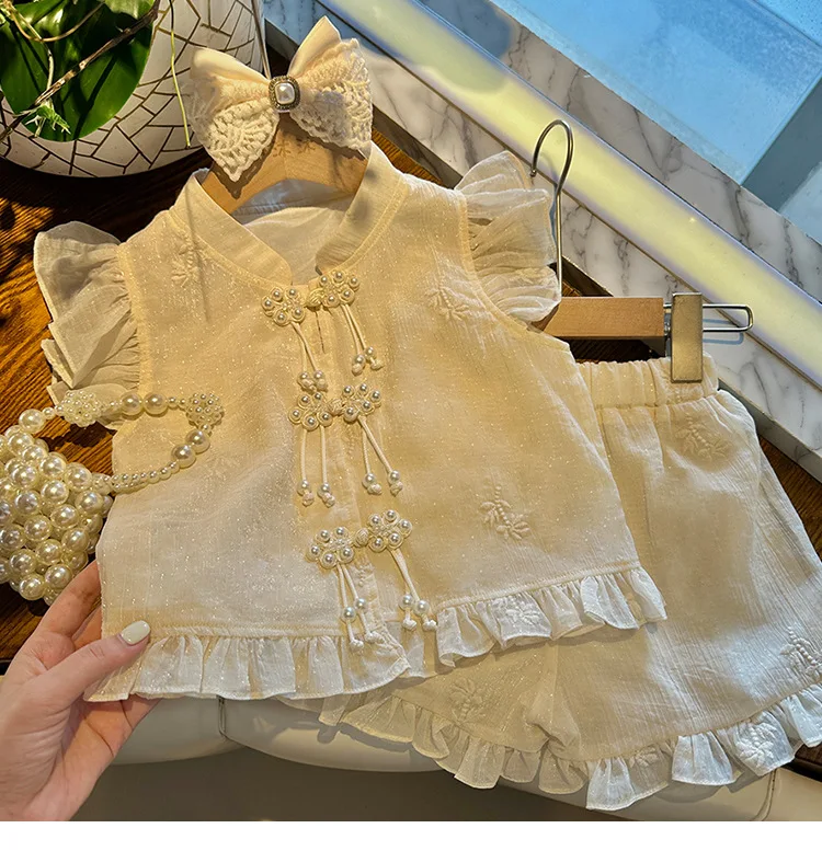 Childrens Sets Girls Summer Pearl Buckle Flying Sleeve Embroidery Shorts Vest Two Pieces Tide 2024 Mesh Yarn Simple
Childrens Sets Girls Summer Pearl Buckle Flying Sleeve Embroidery Shorts Vest Two Pieces Tide 2024 Mesh Yarn Simple