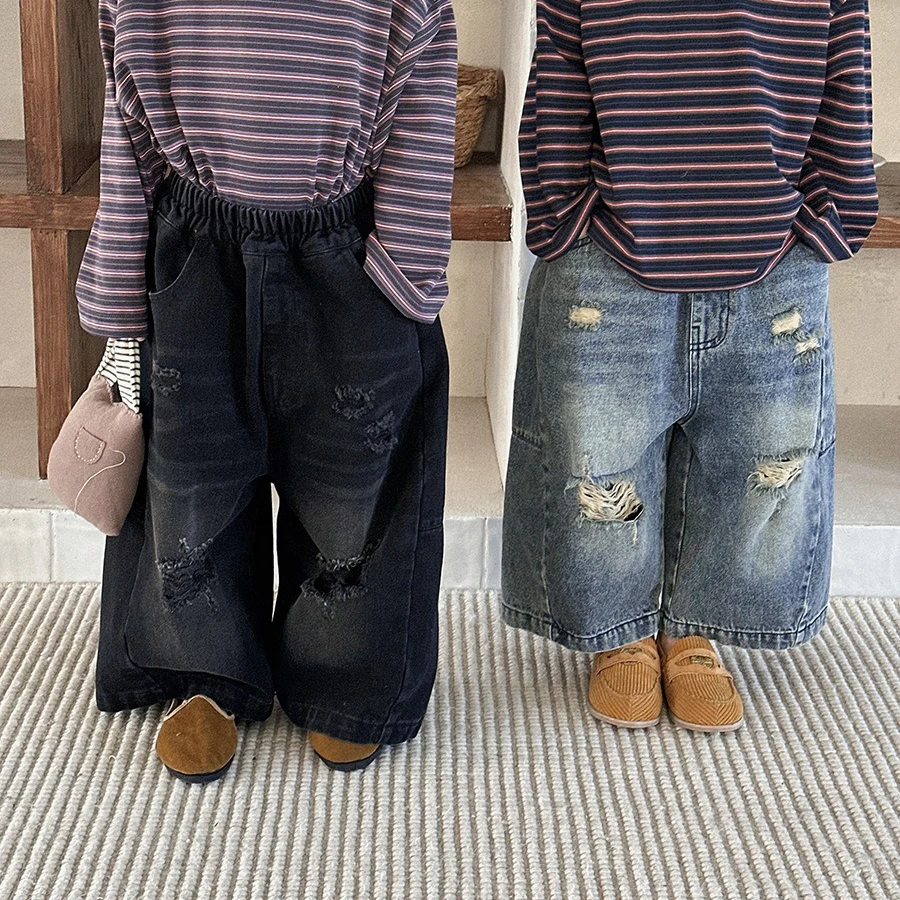 Pants 2026 Spring and Summer New Childrens Wear Korean Style Boys and Girls Loose Broken Hole Jeans Wide Leg Straight Leg Pants
Pants 2026 Spring and Summer New Childrens Wear Korean Style Boys and Girls Loose Broken Hole Jeans Wide Leg Straight Leg Pants
