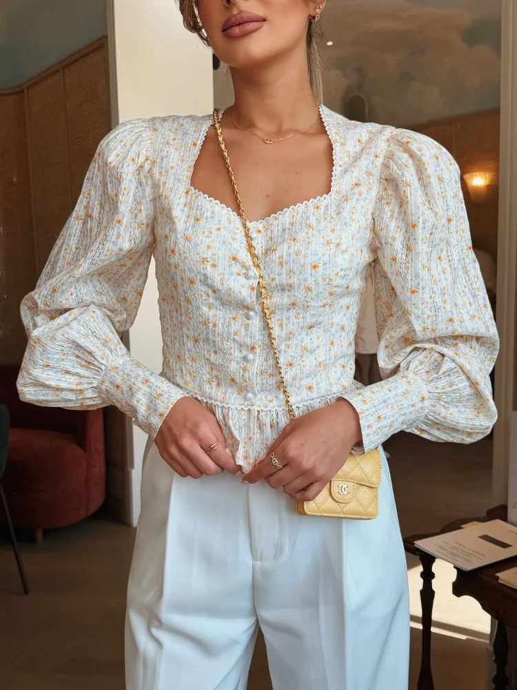 Floral Print Lace Trim Short Blouse Women Square Neck Puff Sleeve Peplum Hem Slim Fit 2026 Spring Casual Elegant Vintage Top
Floral Print Lace Trim Short Blouse Women Square Neck Puff Sleeve Peplum Hem Slim Fit 2026 Spring Casual Elegant Vintage Top