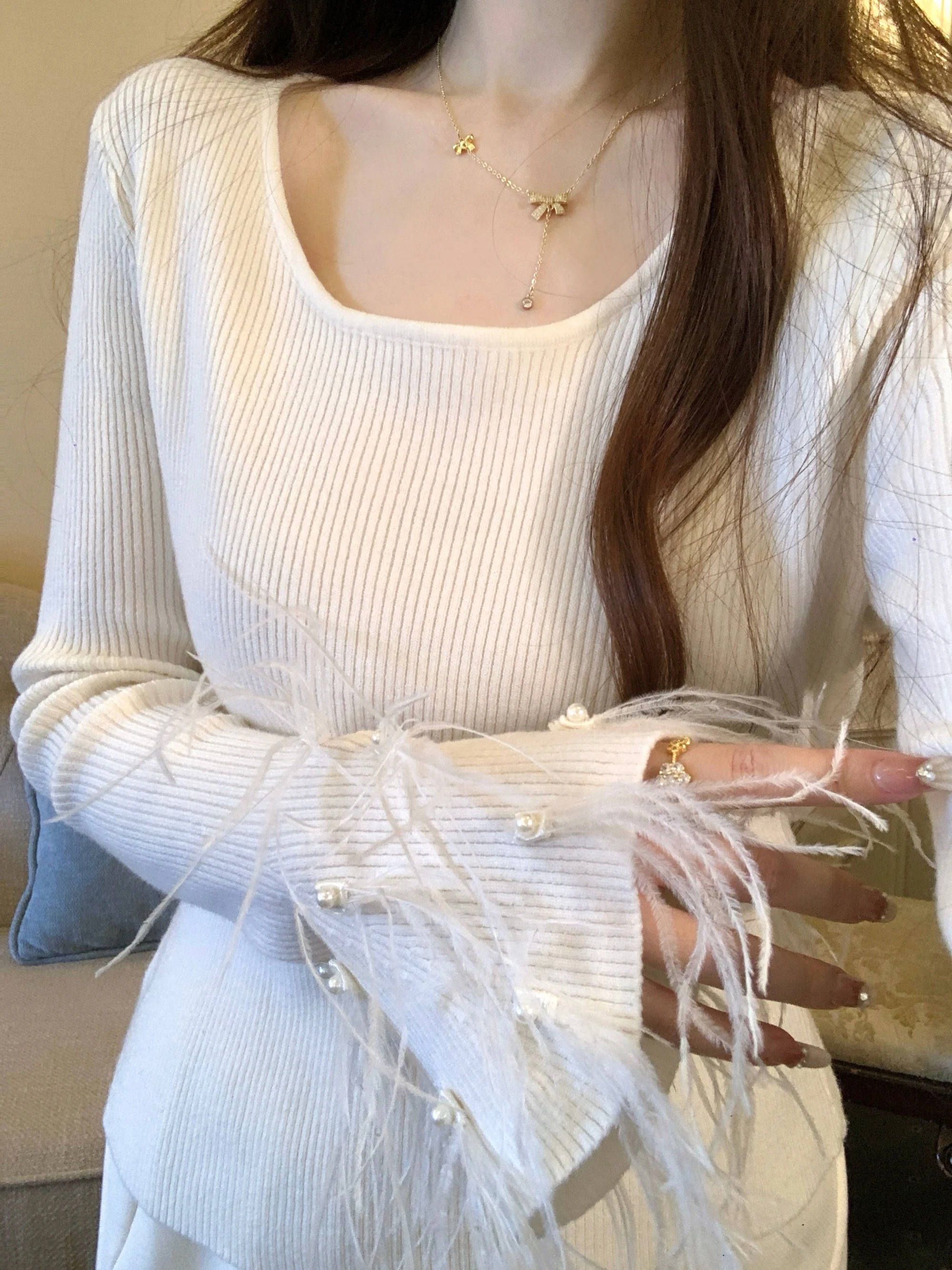 Retro Square Collar Knitted Sweater Women's Slim Fit Long Sve Feather Sve Top Faionable Autumn Winter New Arrival
Retro Square Collar Knitted Sweater Women's Slim Fit Long Sve Feather Sve Top Faionable Autumn Winter New Arrival