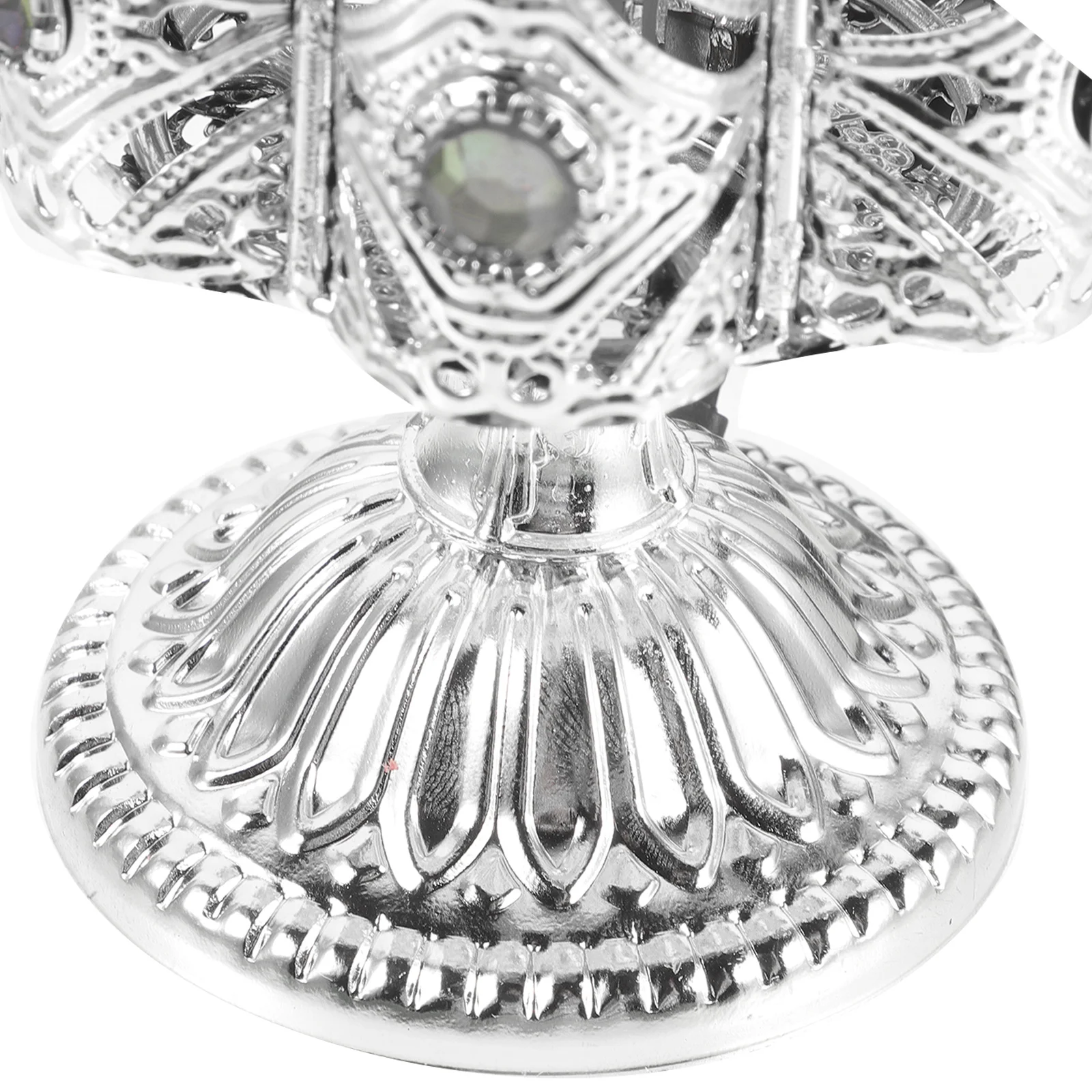 Metal Incense Burner For Incense Cone Retro Tabletop Censer Aroma Burner Home Decor Indoor Ornament Hollow Vintage Craft
Metal Incense Burner For Incense Cone Retro Tabletop Censer Aroma Burner Home Decor Indoor Ornament Hollow Vintage Craft