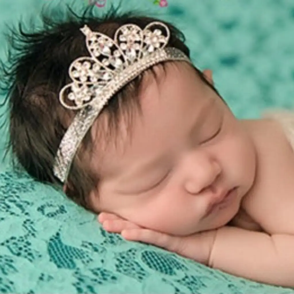 Soft Elastic Headband Gold Crown Hair Tiara Headdress for Toddler Newborn Girls Birthday Celebration Accessories
Soft Elastic Headband Gold Crown Hair Tiara Headdress for Toddler Newborn Girls Birthday Celebration Accessories