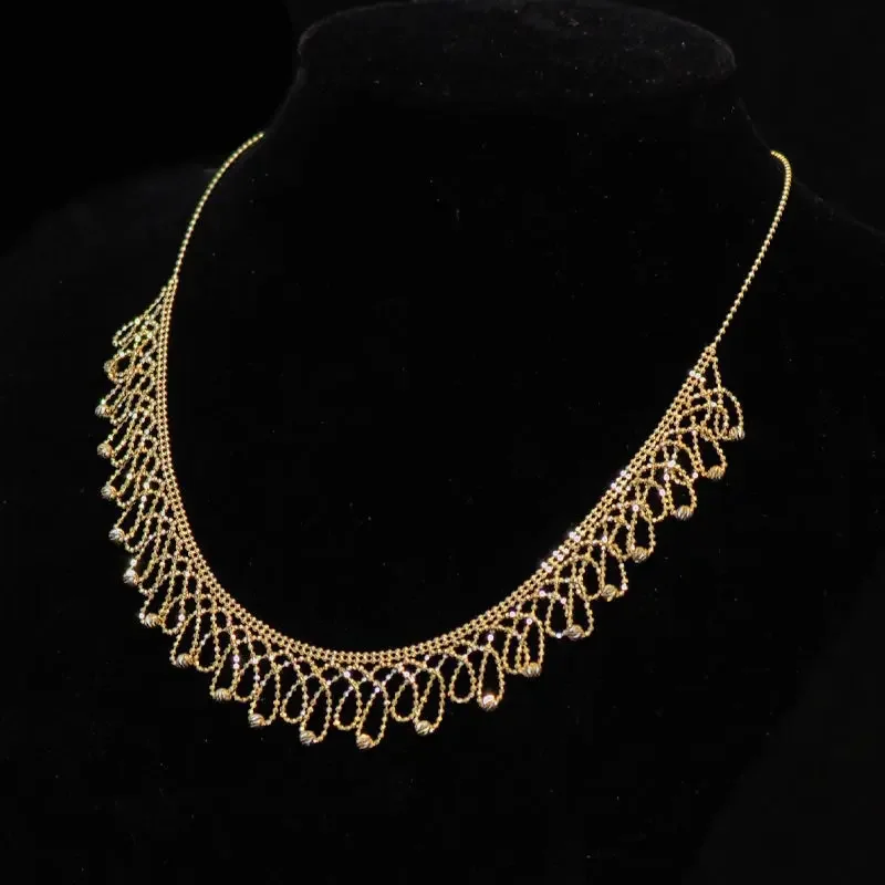 Light Luxury Temperament Water Droplet Circle Lace Necklace Design Collar Chain Retro Palace Style Lace Pearl Necklace Female
Light Luxury Temperament Water Droplet Circle Lace Necklace Design Collar Chain Retro Palace Style Lace Pearl Necklace Female