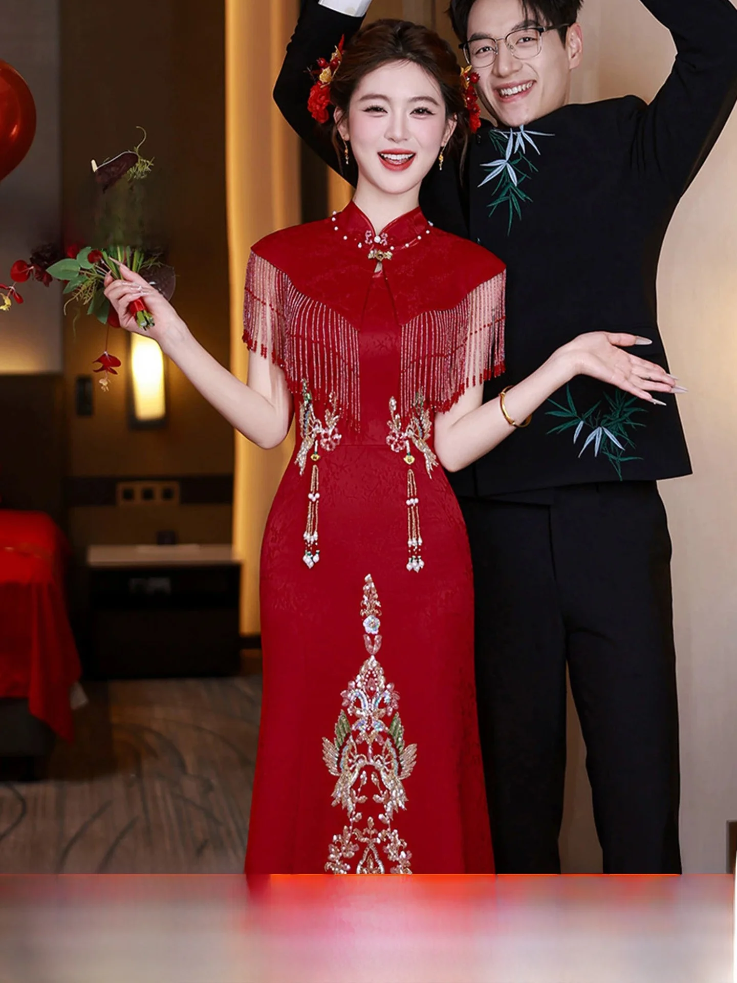 Red Wedding Dress New Chinese Style Fish Tail Engagement Celebration Gown Long Skirt Vintage Style mid Waist
Red Wedding Dress New Chinese Style Fish Tail Engagement Celebration Gown Long Skirt Vintage Style mid Waist