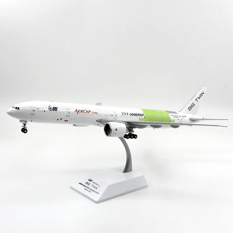 Die casting 1:200 scale American Calita Aviation B777-300ER N778CK alloy simulation finished product model collection
Die casting 1:200 scale American Calita Aviation B777-300ER N778CK alloy simulation finished product model collection