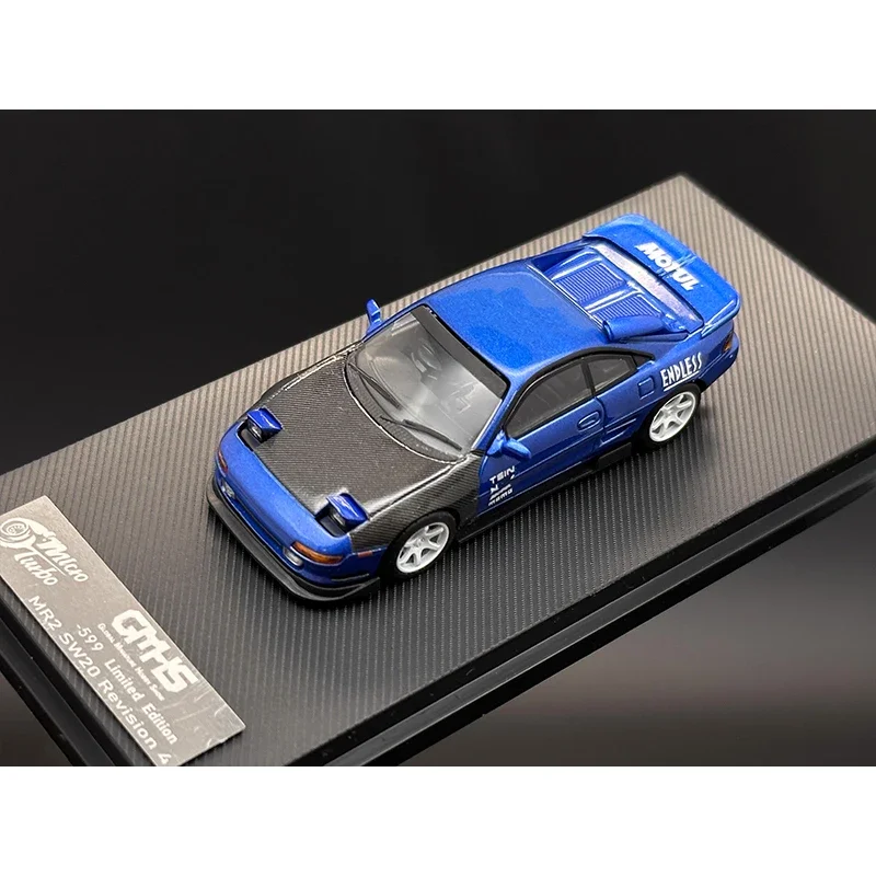MT 1:64 MR2 SW20 модифицированный GMHS эксклюзивный синий карбоновый капот Коллекционная модель автомобиля миниатюрная игрушечная машинка MicroTurbo
MT 1:64 MR2 SW20 модифицированный GMHS эксклюзивный синий карбоновый капот Коллекционная модель автомобиля миниатюрная игрушечная машинка MicroTurbo